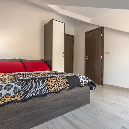 Ferdo 2 Apartman Makarska