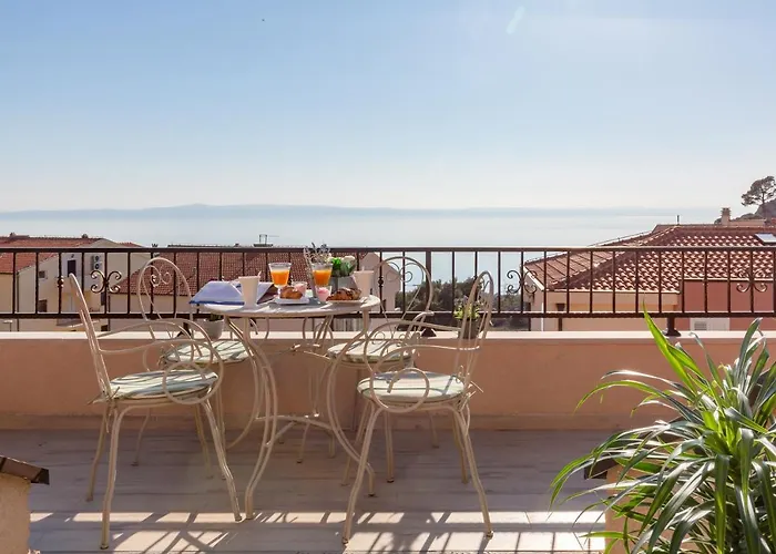 Ferdo 2 Apartment Makarska